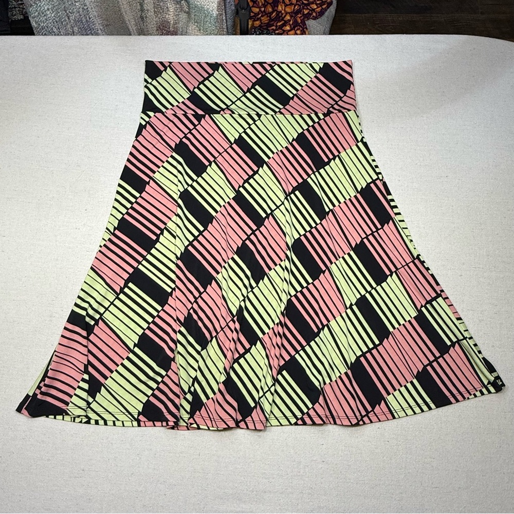 🌻 3/$20 LuLaRoe - Azure - Skirt - Black, Pink, and Green - Size XL - NWOT